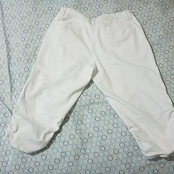 Ladies capris - Picture 2 of 4